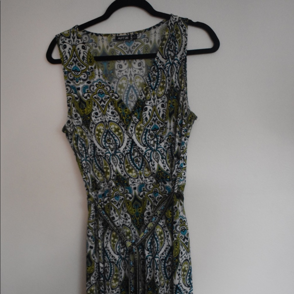 Apt 9 Brocade small Midi Dress